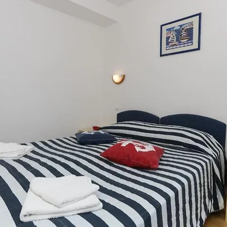 K-apartments - One Bedroom With Balcony And City View - A2 *